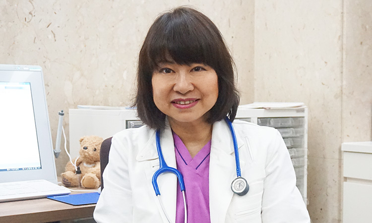 院長 西影 京子